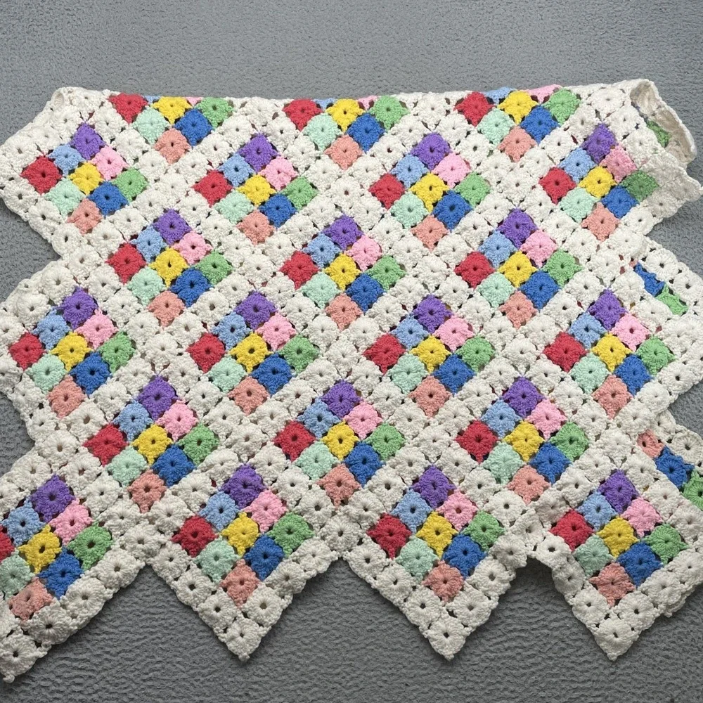 VTG Colorful Crochet Medallion‎ Afghan Blanket 43x65 Granny Square Couch Throw